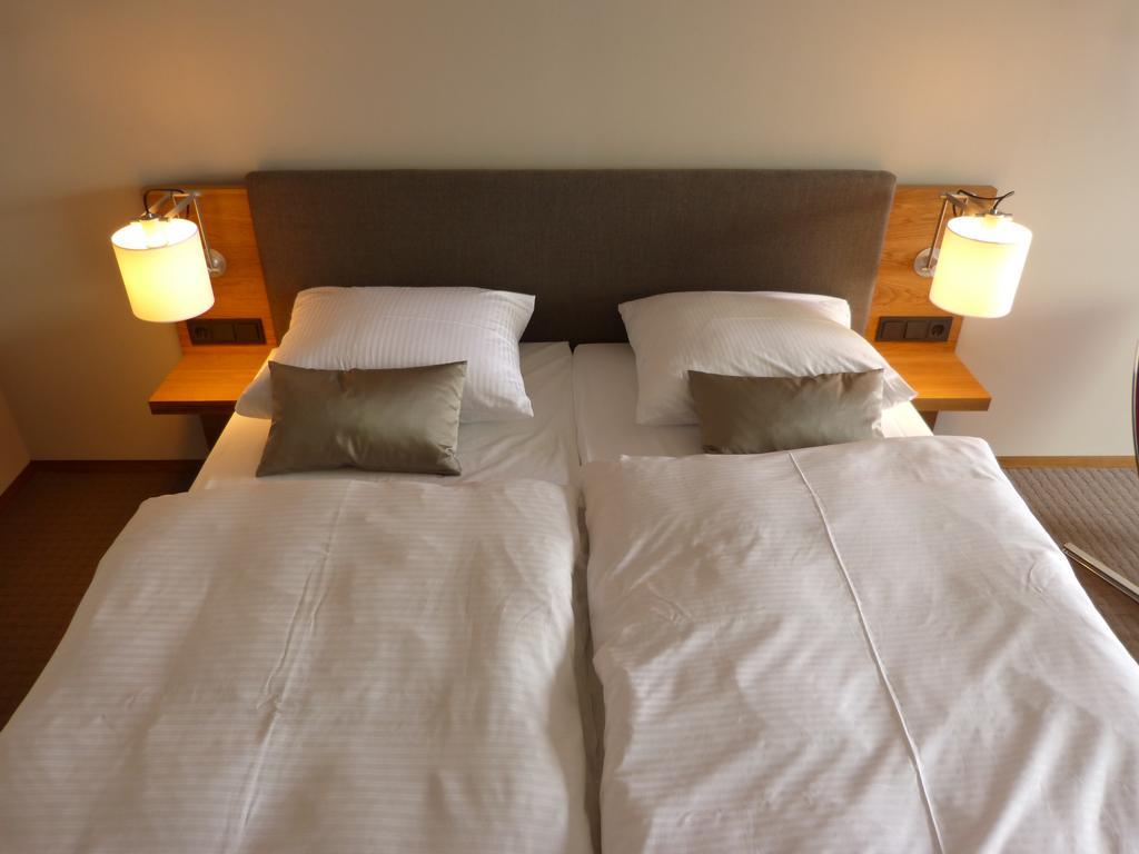Rainvilles Elbterrassen Hamburg Room photo